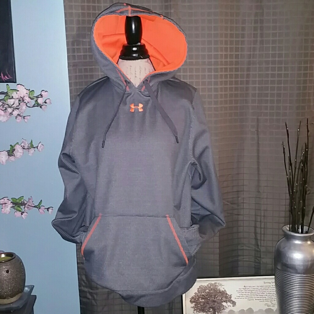 Under Armour hoodie